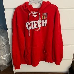 Super comfortable Reebok hockey sweatshirt